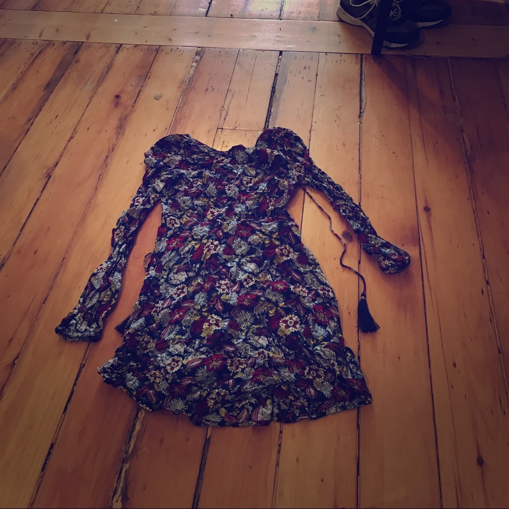 Gorgeous New with Tags shift paisley dress